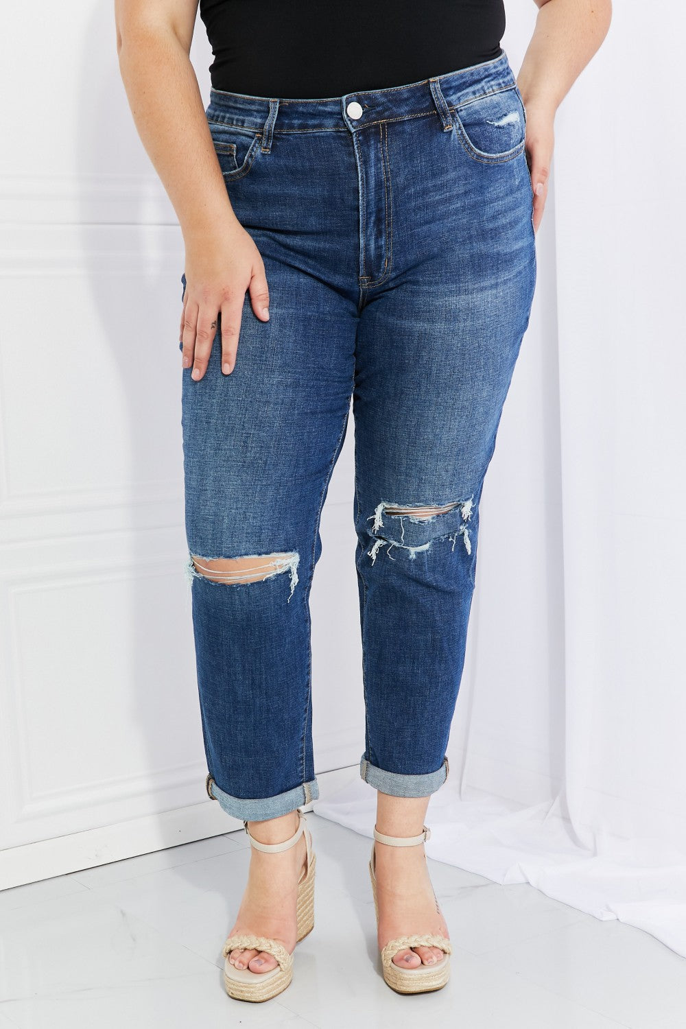 Vervet by Flying Monkey Distressed Cropped Jeans